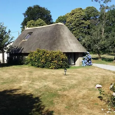 Grande Maison Avec Piscine Couverte Et Chauffee Holiday home Saint-Barthelemy (Morbihan)