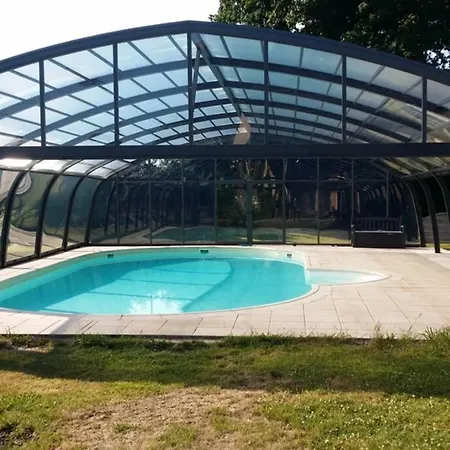 Holiday home Grande Maison Avec Piscine Couverte Et Chauffee *