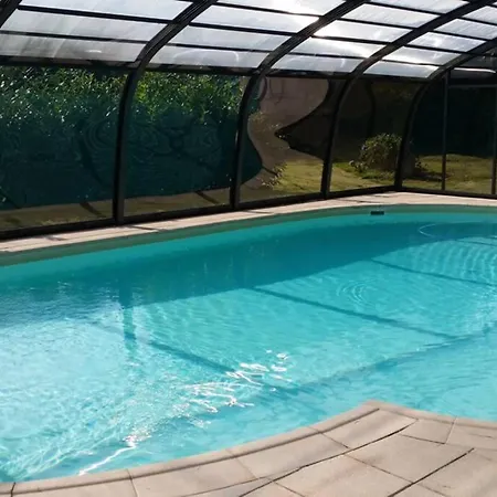 Holiday home Grande Maison Avec Piscine Couverte Et Chauffee