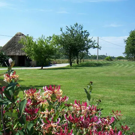 Grande Maison Avec Piscine Couverte Et Chauffee Holiday home Saint-Barthelemy (Morbihan)