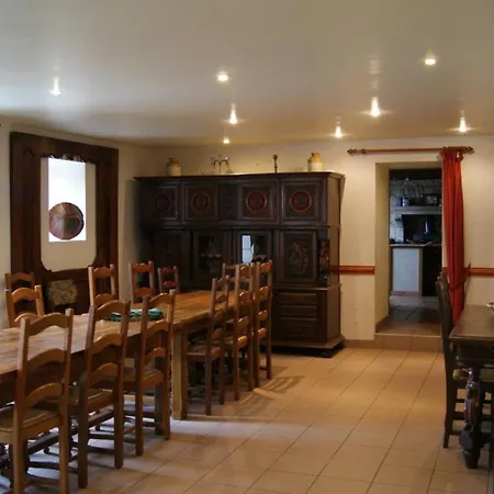 Grande Maison Avec Piscine Couverte Et Chauffee Holiday home Saint-Barthelemy (Morbihan)
